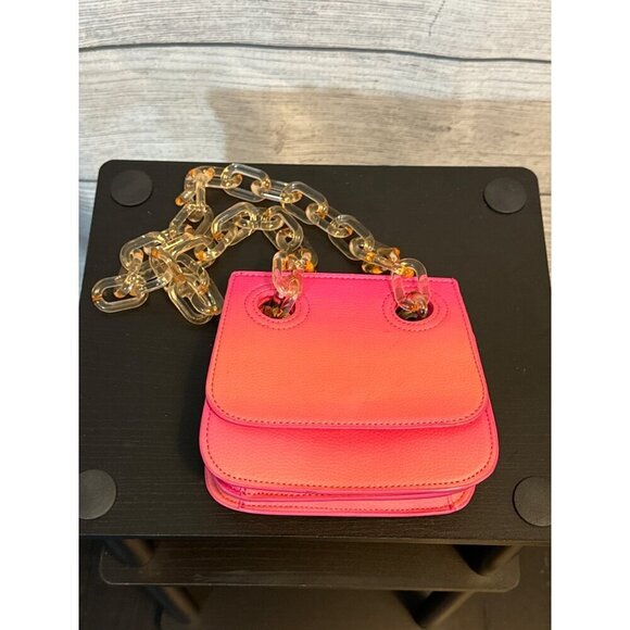 Studio 33 Woke Flap Shoulder Bag in Pink OS - Picture 1 of 3